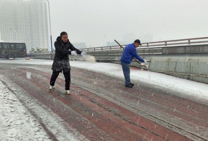 常运集团积极应对大雪天气